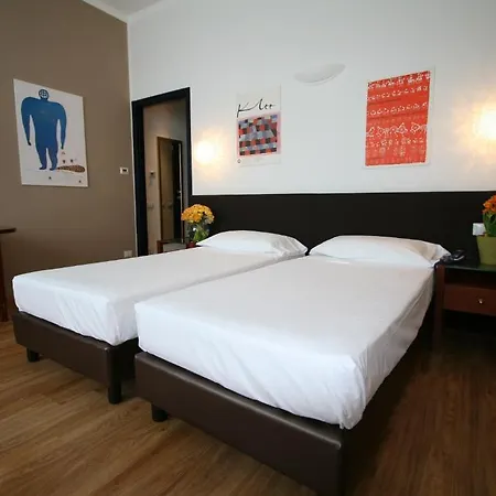 Oro Blu 4* Milan