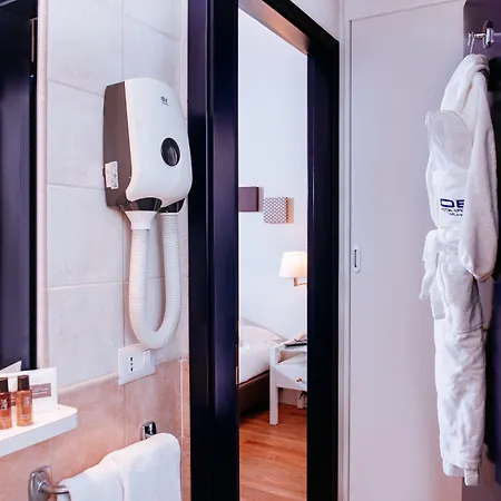 Oro Blu 4* מילאנו