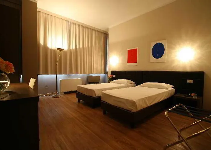 オロ ブルー 4* ミラノ