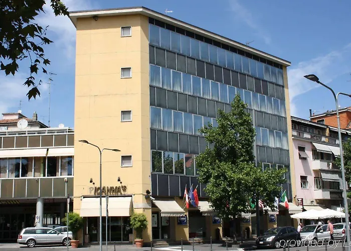 ホテル オロ ブルー ミラノ