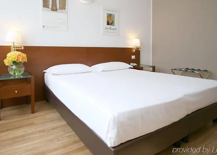 ホテル オロ ブルー 4*