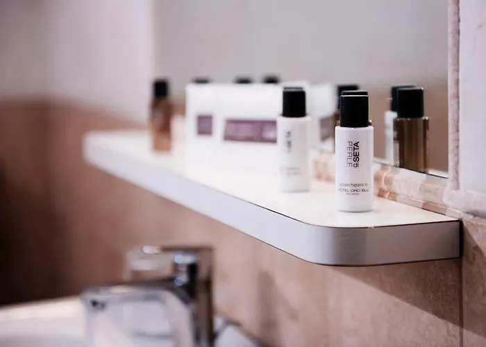 オロ ブルー ホテル