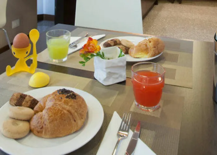 ホテル オロ ブルー ミラノ