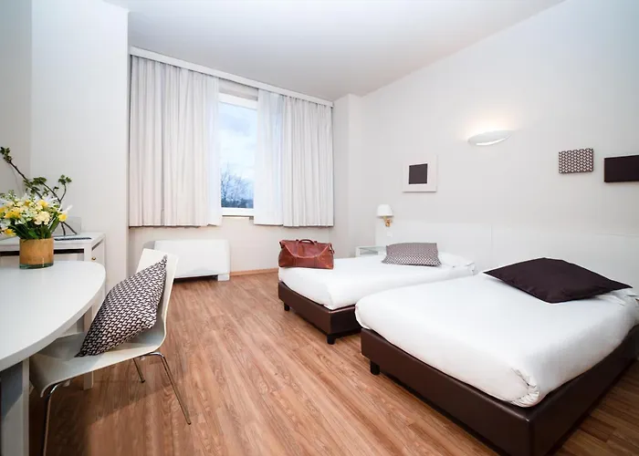 ホテル オロ ブルー ミラノ